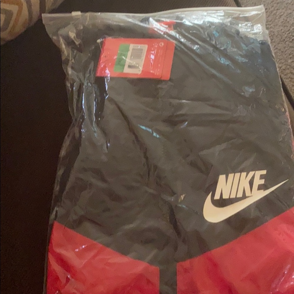 Nike wind jacket
